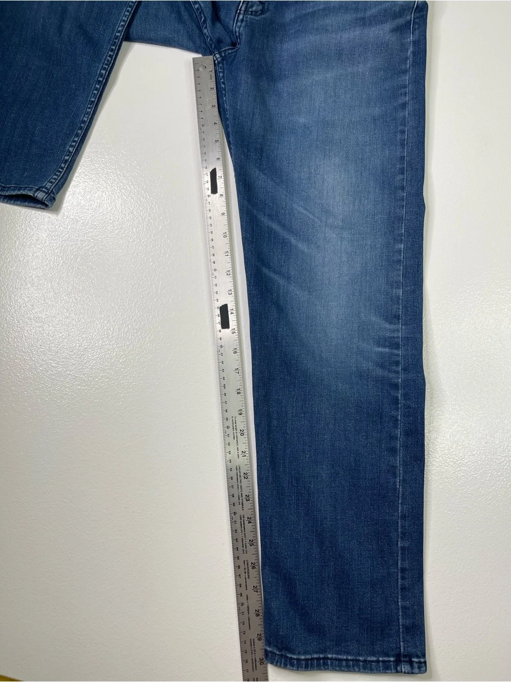 Levi's 502 Regular Taper Fit Medium Wash Denim Jeans 36x32